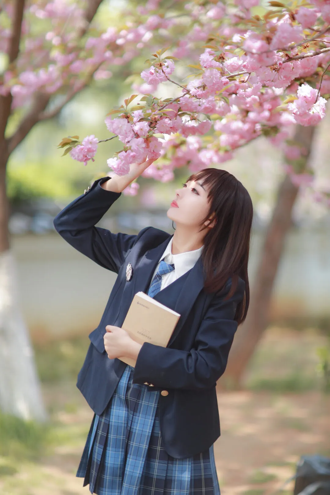 春天，花花和jk更配哦！-绝对领域