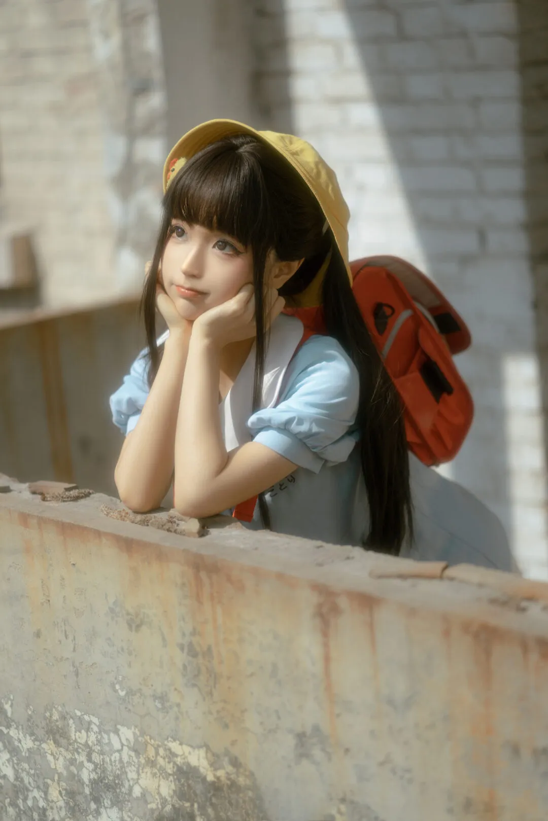 少女写真，可爱小黄帽-4