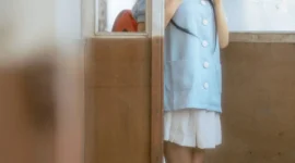 少女写真，可爱小黄帽-绝对领域