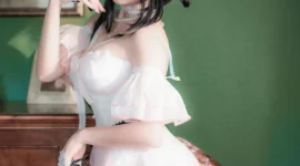 《明日方舟》森蚺·芭蕾cosplay-绝对领域