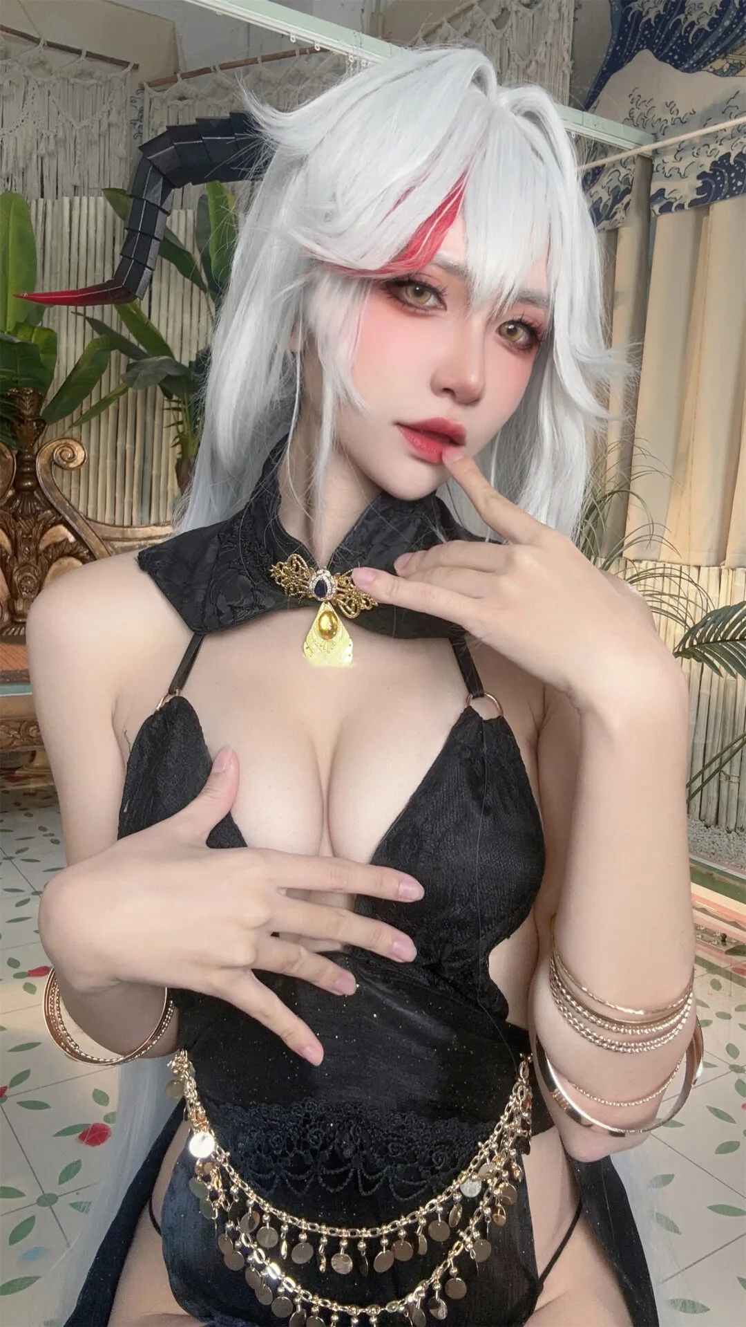 《碧蓝航线》埃吉尔 舞娘cosplay-绝对领域