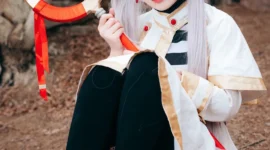 《葬送的芙莉莲》芙莉莲cosplay-绝对领域
