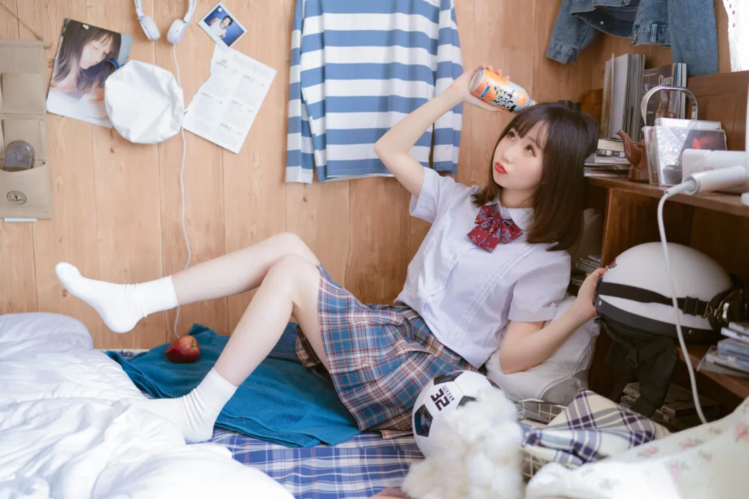 私影，日常制服图-1