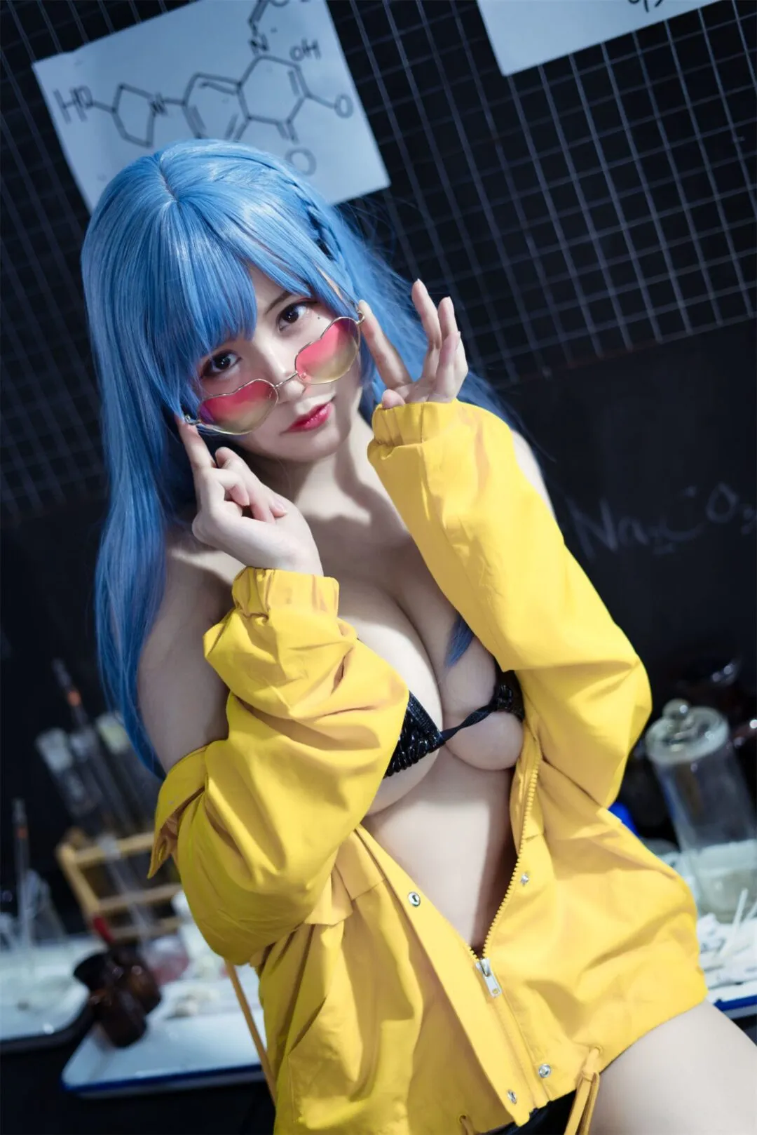 巨乳美少女宅女性感泳衣写真-30