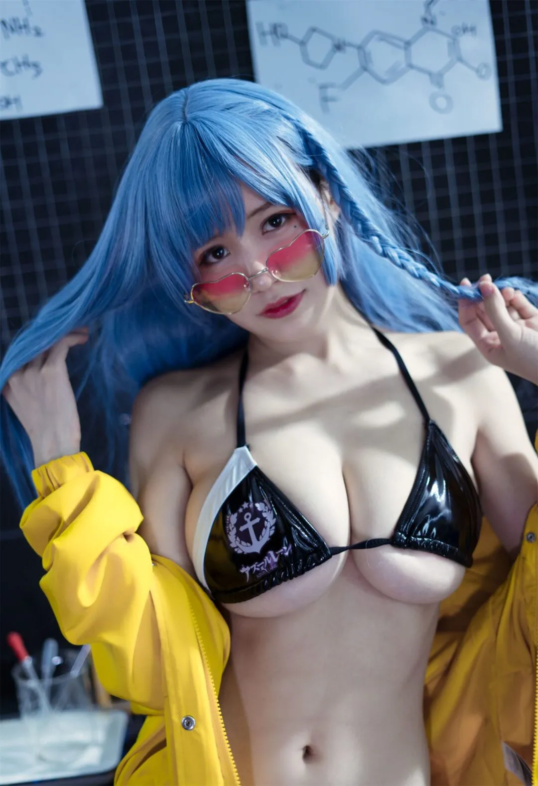 巨乳美少女宅女性感泳衣写真-40