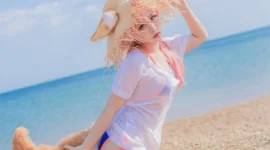 夏日炎炎，肯定还是泳装好看啦-绝对领域