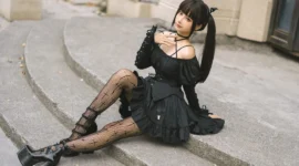 少女黑丝写真-绝对领域