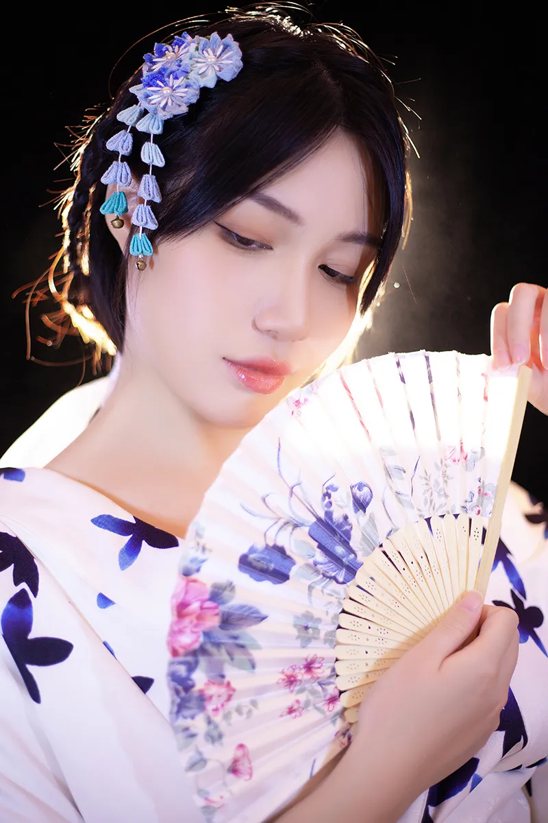 神明少女和服写真-绝对领域