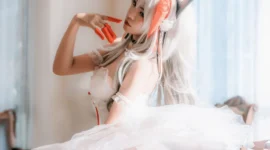《明日方舟》 伊内丝芭蕾cosplay-绝对领域