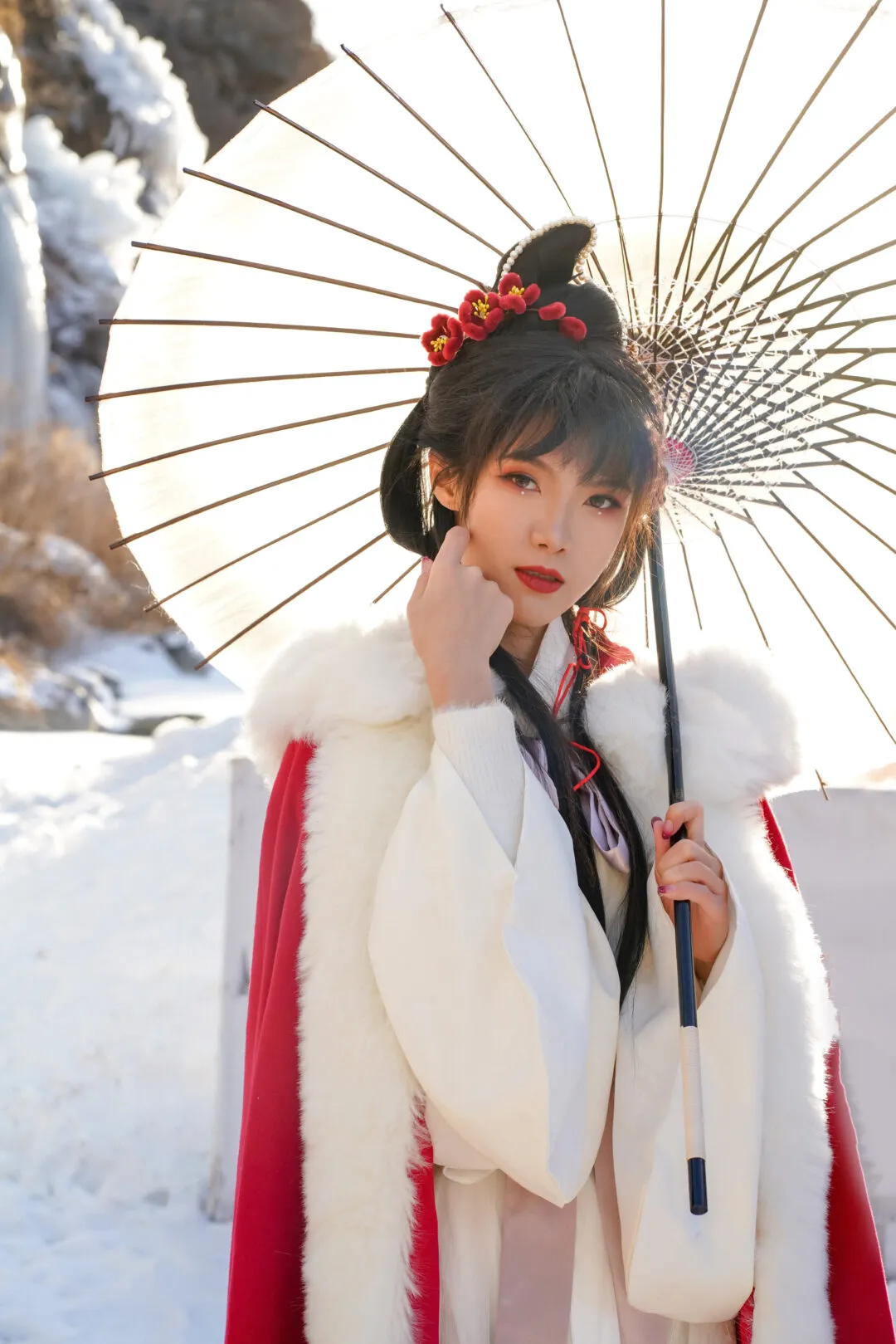 【汉服私影】 「万籁落飞雪 梅绽露娇颜」-1