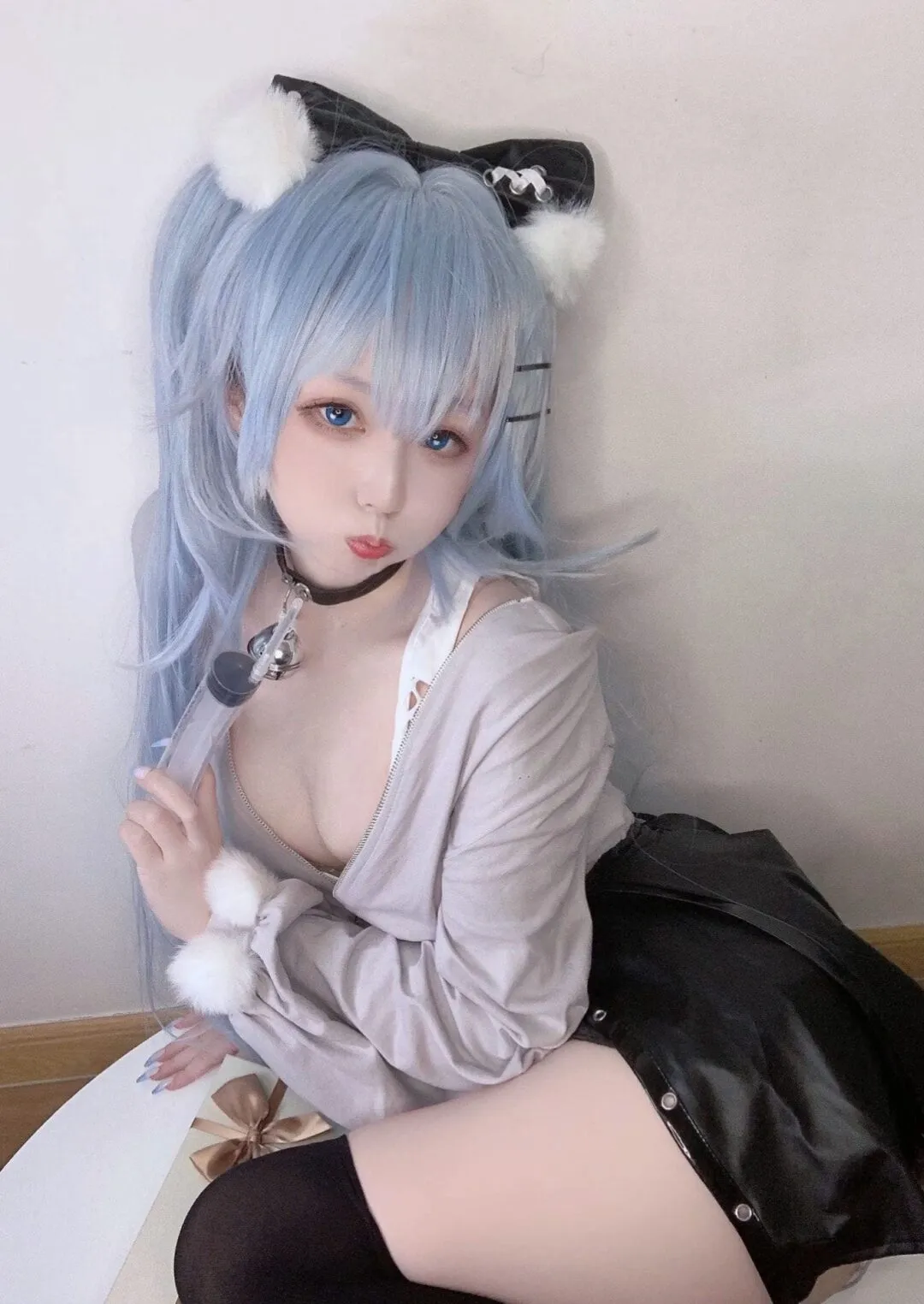 《少前云图计划》芙洛伦药心巧克力cosplay-绝对领域