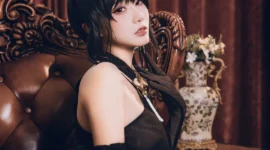 《碧蓝航线》镇海cosplay-绝对领域