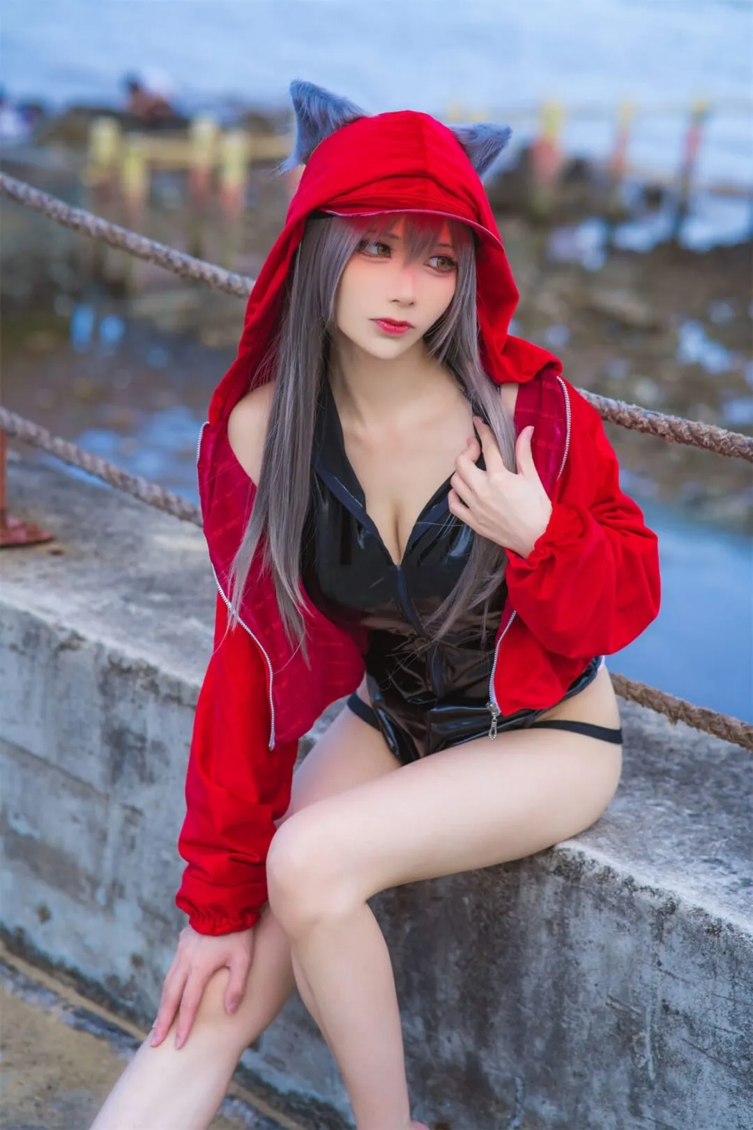 《明日方舟 》红cosplay-绝对领域