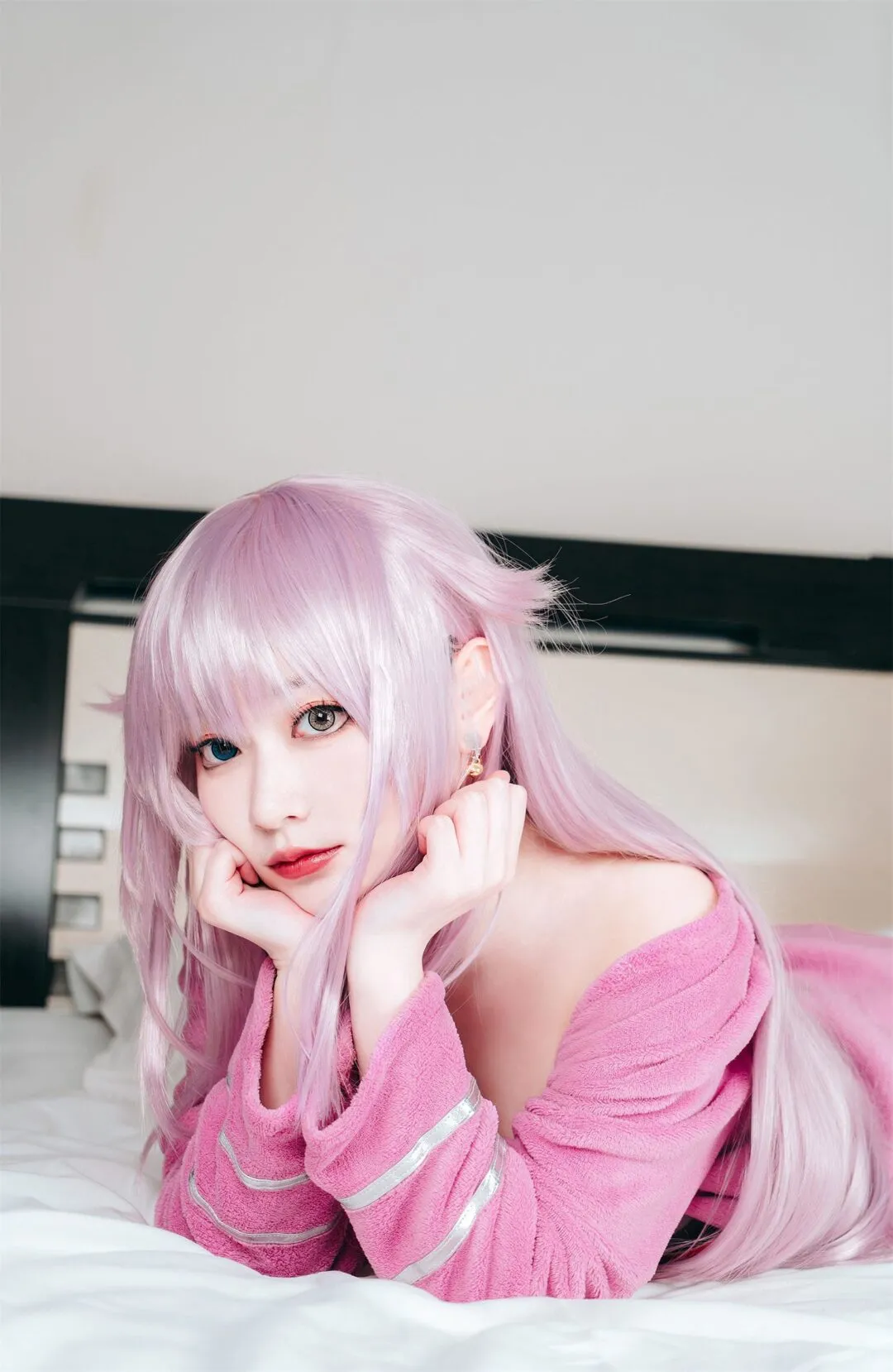 《K》Neko cosplay-绝对领域