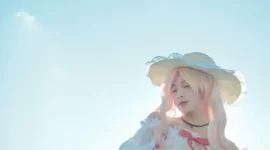 lolita私影  小裙子上都是草莓-绝对领域