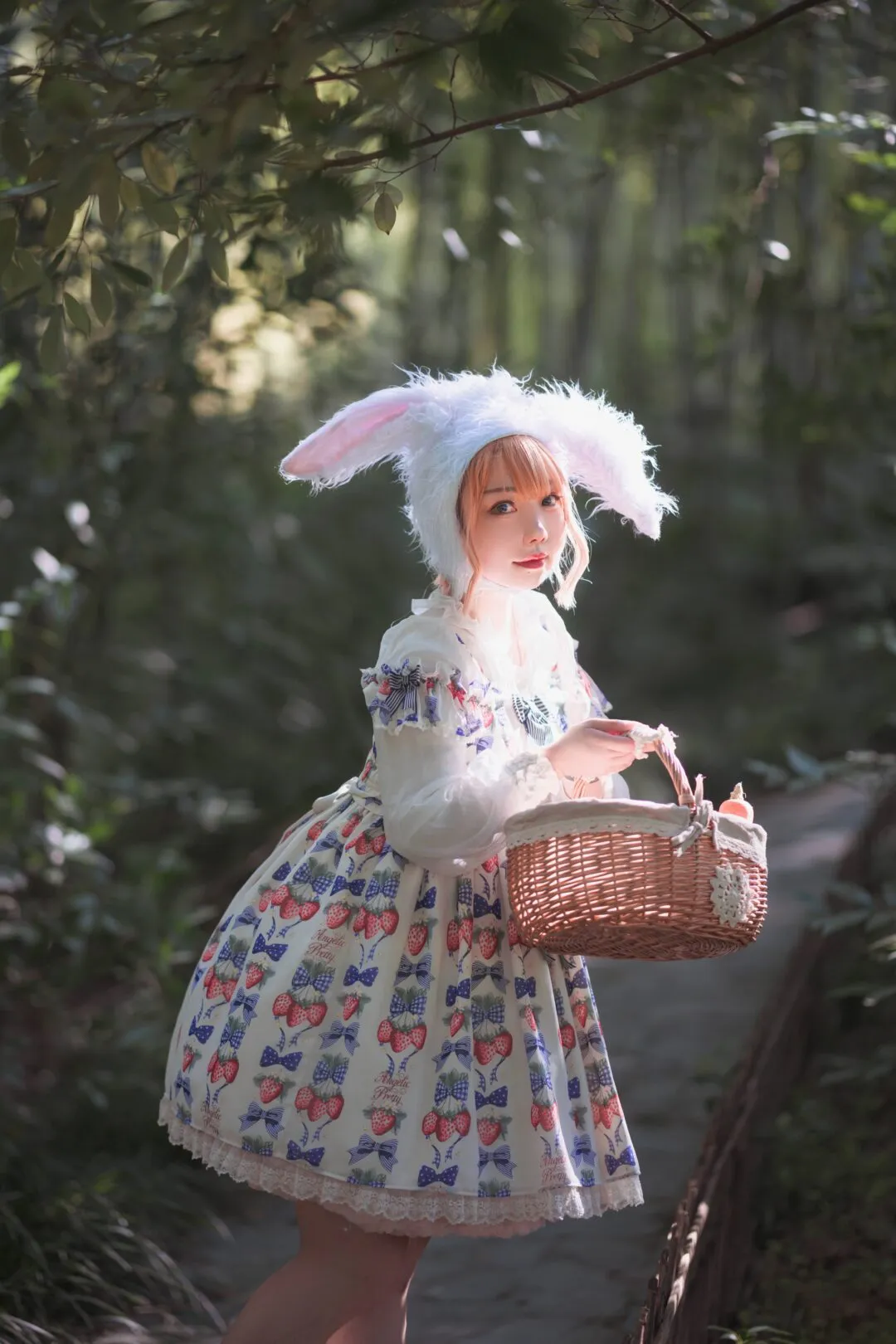lolita私影，大白兔-1