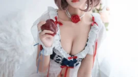 白雪姬性感白丝私房写真-绝对领域