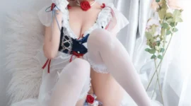 白雪姬性感白丝私房写真-绝对领域