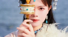藏服少女写真-绝对领域