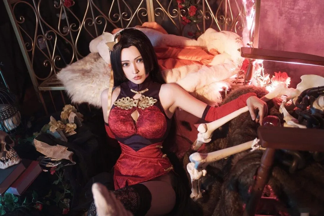 《海贼王》女帝cosplay-绝对领域
