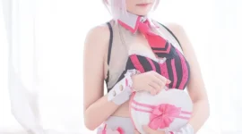 玛修情人节女仆cosplay-绝对领域