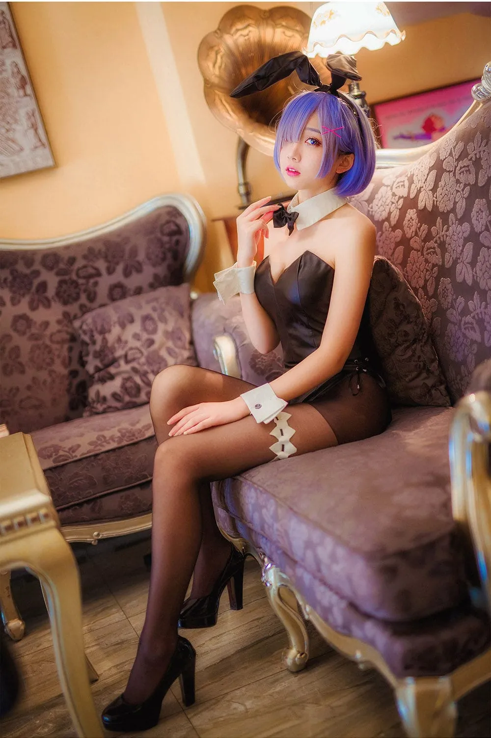 蕾姆兔女郎cosplay-绝对领域