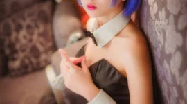 蕾姆兔女郎cosplay-绝对领域