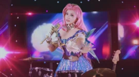 《英雄联盟》萨勒芬妮cosplay-绝对领域