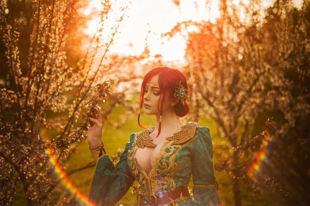 巫师 特莉丝cosplay-绝对领域