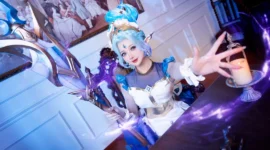 《金铲铲之战》迦娜cosplay-绝对领域
