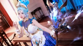 《金铲铲之战》迦娜cosplay-绝对领域