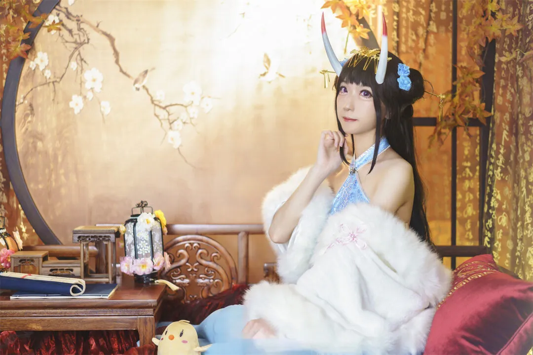 《碧蓝航线》能代 冬雪沁香cosplay-绝对领域