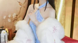 《碧蓝航线》能代 冬雪沁香cosplay-绝对领域