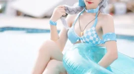 琪亚娜泳装cosplay-绝对领域