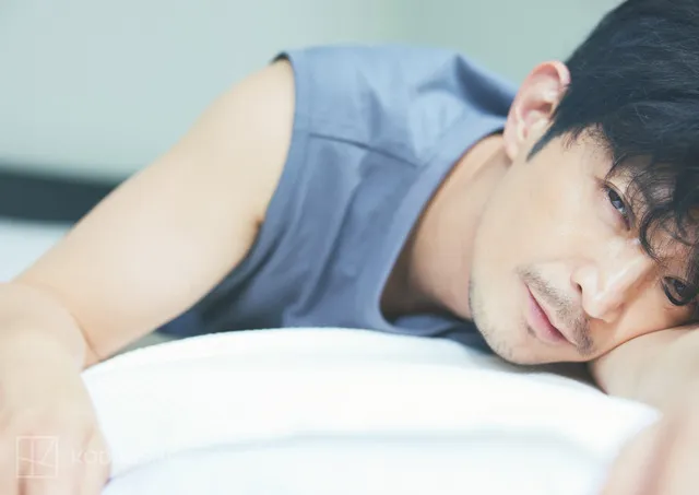 津田健二郎、冈本信彦、西山小太郎等人大秀迷人容貌♪还有充满变装和大人性感的场景……【男声优写真集】-绝对领域
