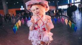 《东方project》芙兰朵露·斯卡雷特cosplay-绝对领域