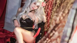 《碧蓝华裳》吸血鬼cosplay-绝对领域
