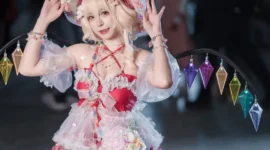 《东方project》芙兰朵露·斯卡雷特cosplay-绝对领域