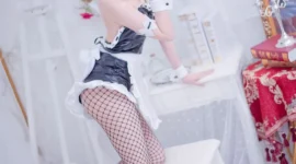 蕾姆cosplay-绝对领域