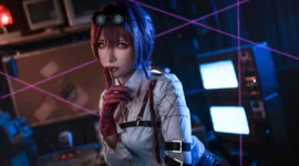 《崩坏：星穹铁道》卡芙卡cosplay-绝对领域