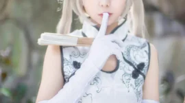 白丝旗袍美女cos春日野穹-绝对领域