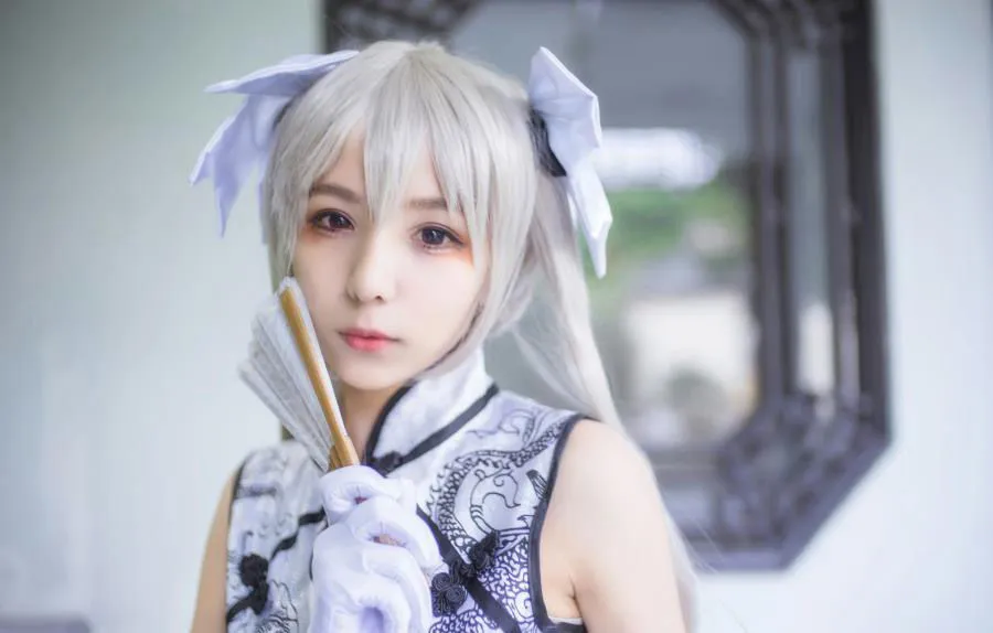 白丝旗袍美女cos春日野穹-绝对领域