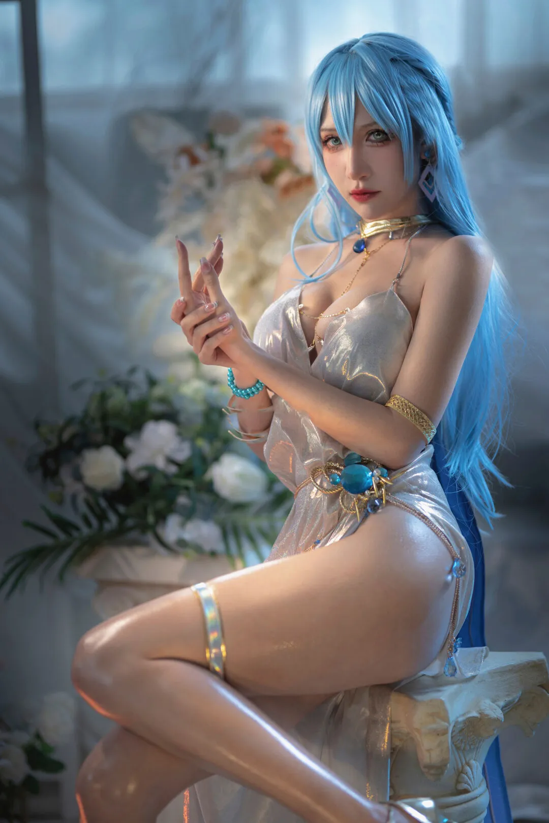 《nikke:胜利女神》海伦礼服cosplay-绝对领域