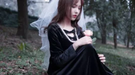 复古写真 披婚纱的少女-绝对领域