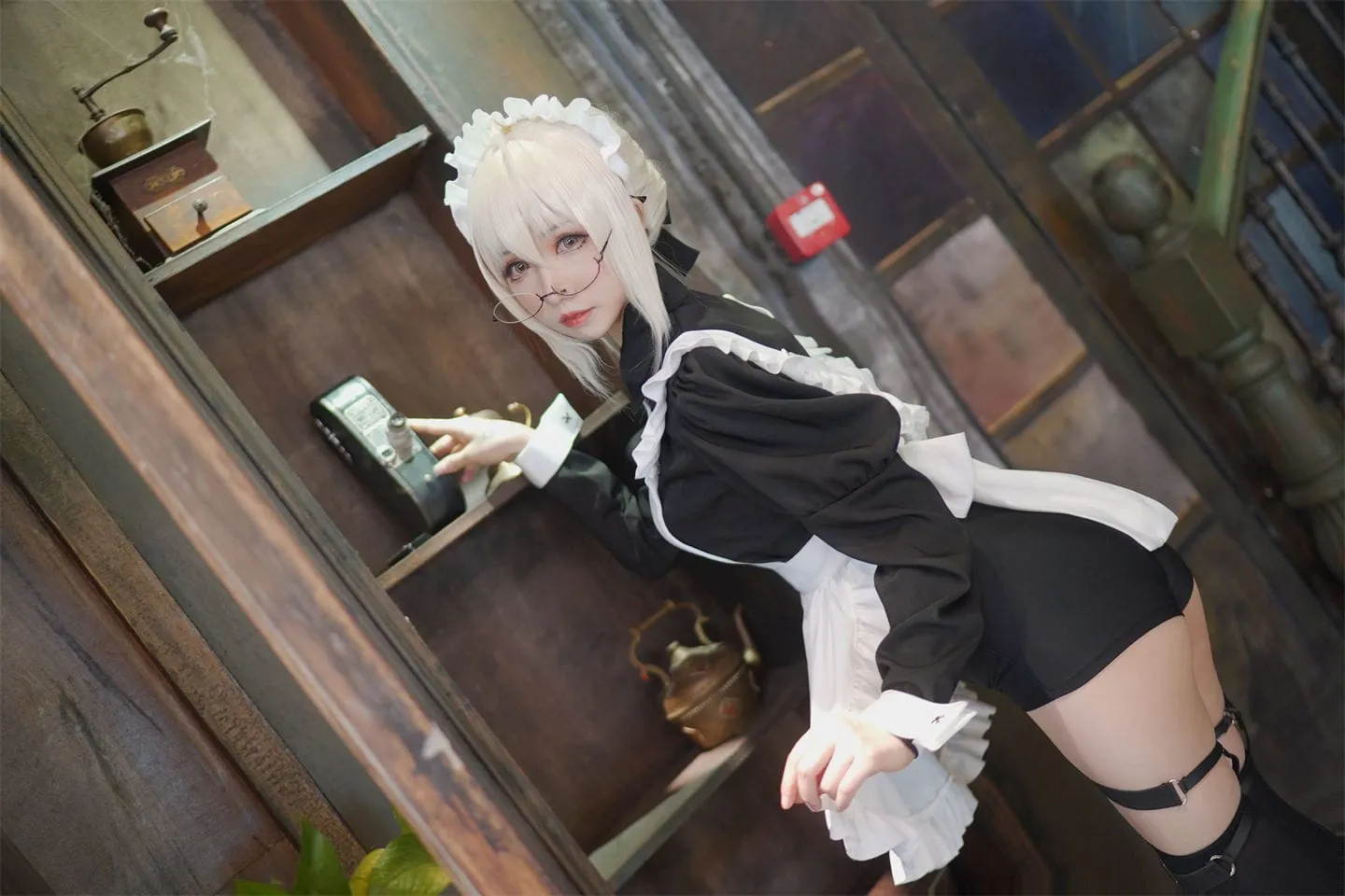 FGO 阿尔托莉雅Xalter黑丝女仆cosplay-绝对领域