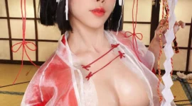 黑兽 辉夜巫女cosplay-绝对领域