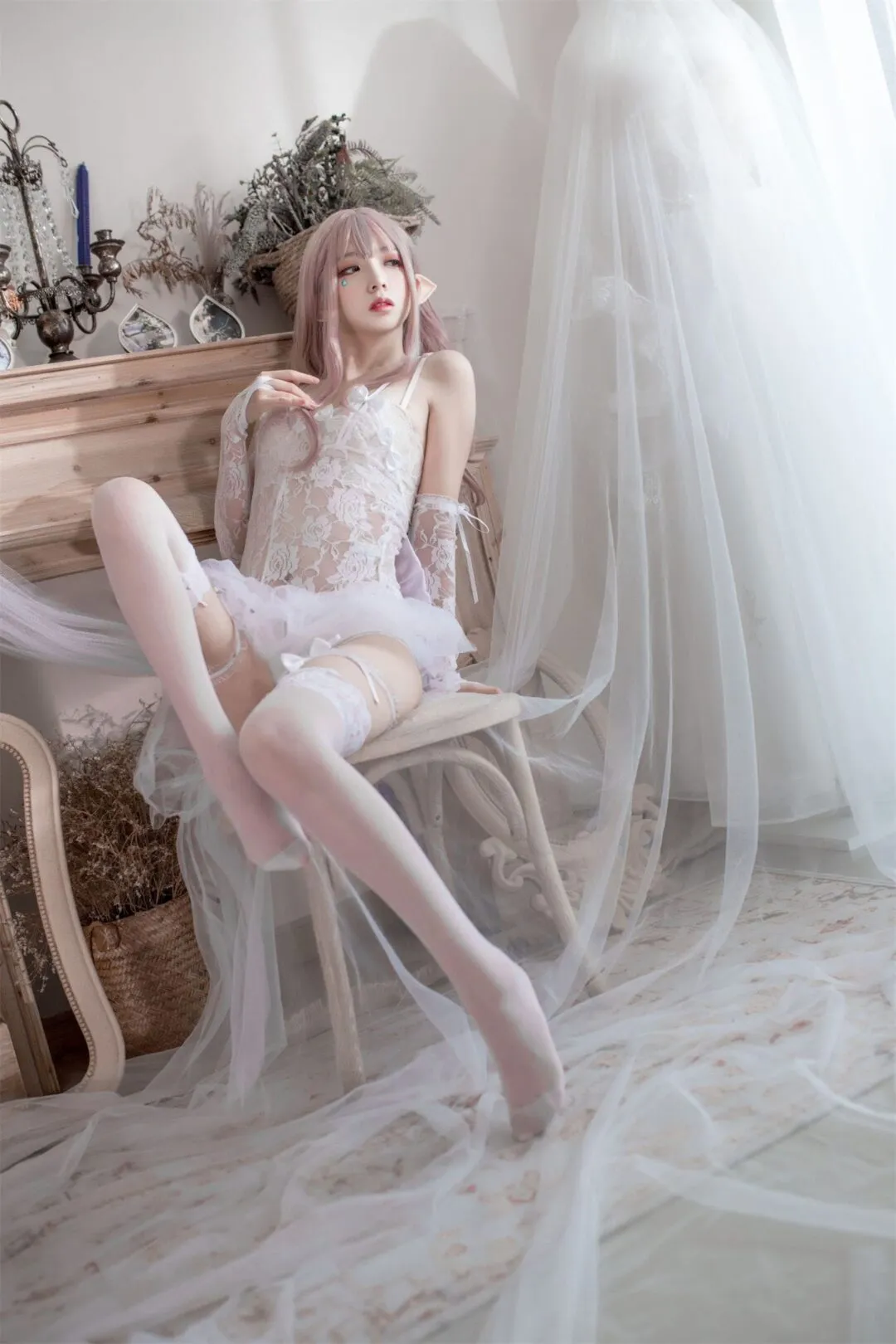 精灵少女性感白丝私房写真-8