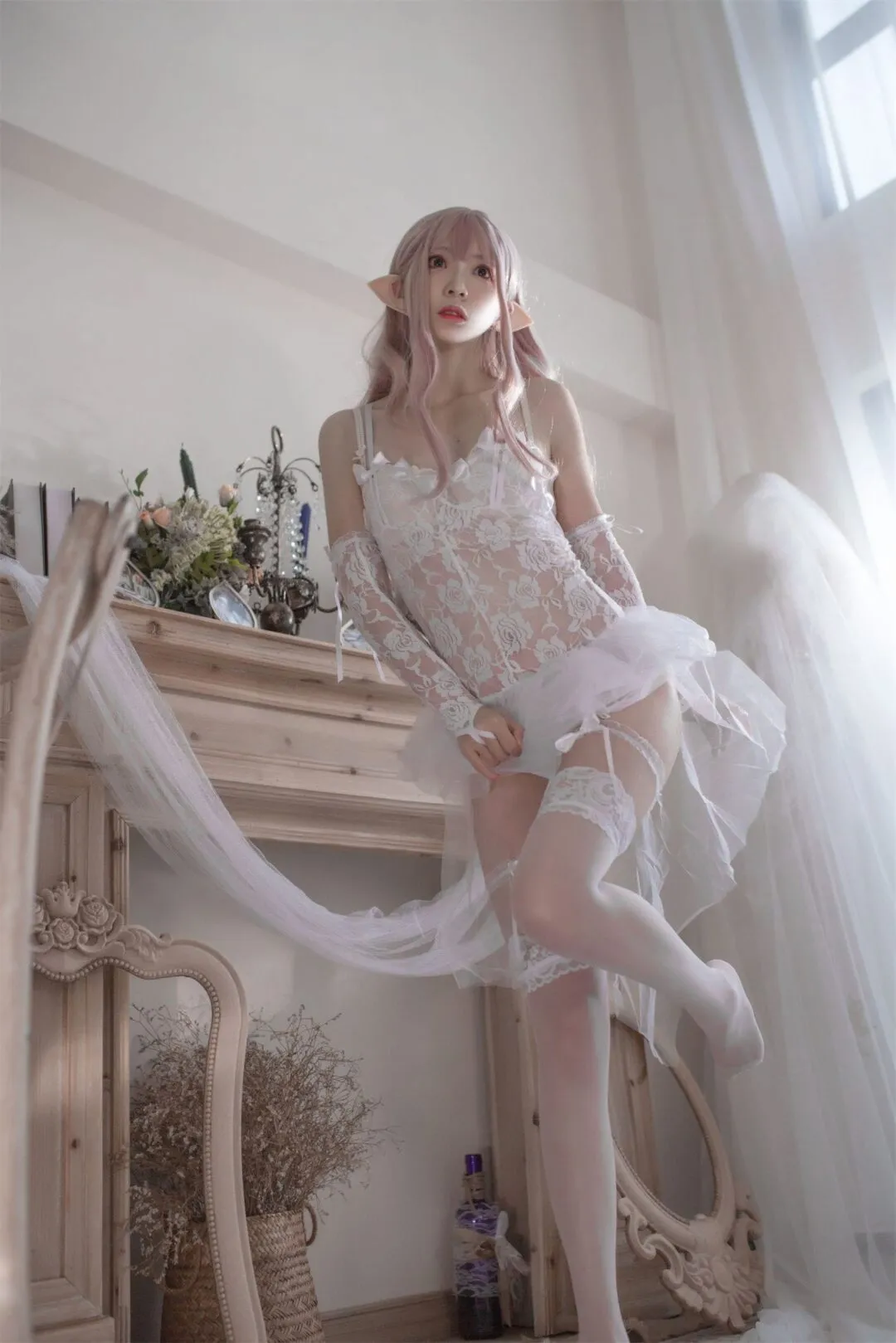 精灵少女性感白丝私房写真-22