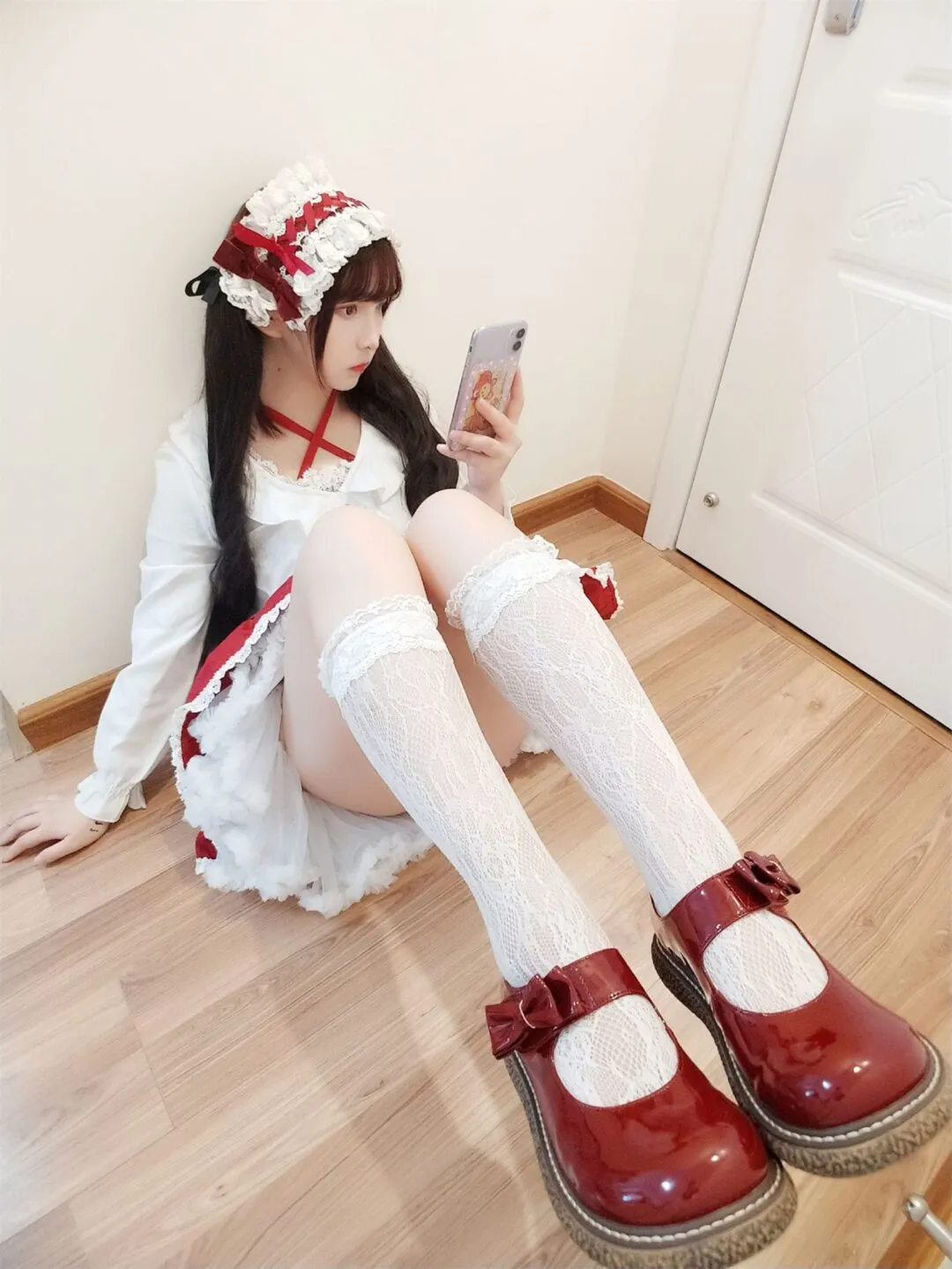 洛丽塔白丝美少女可爱私房写真-绝对领域