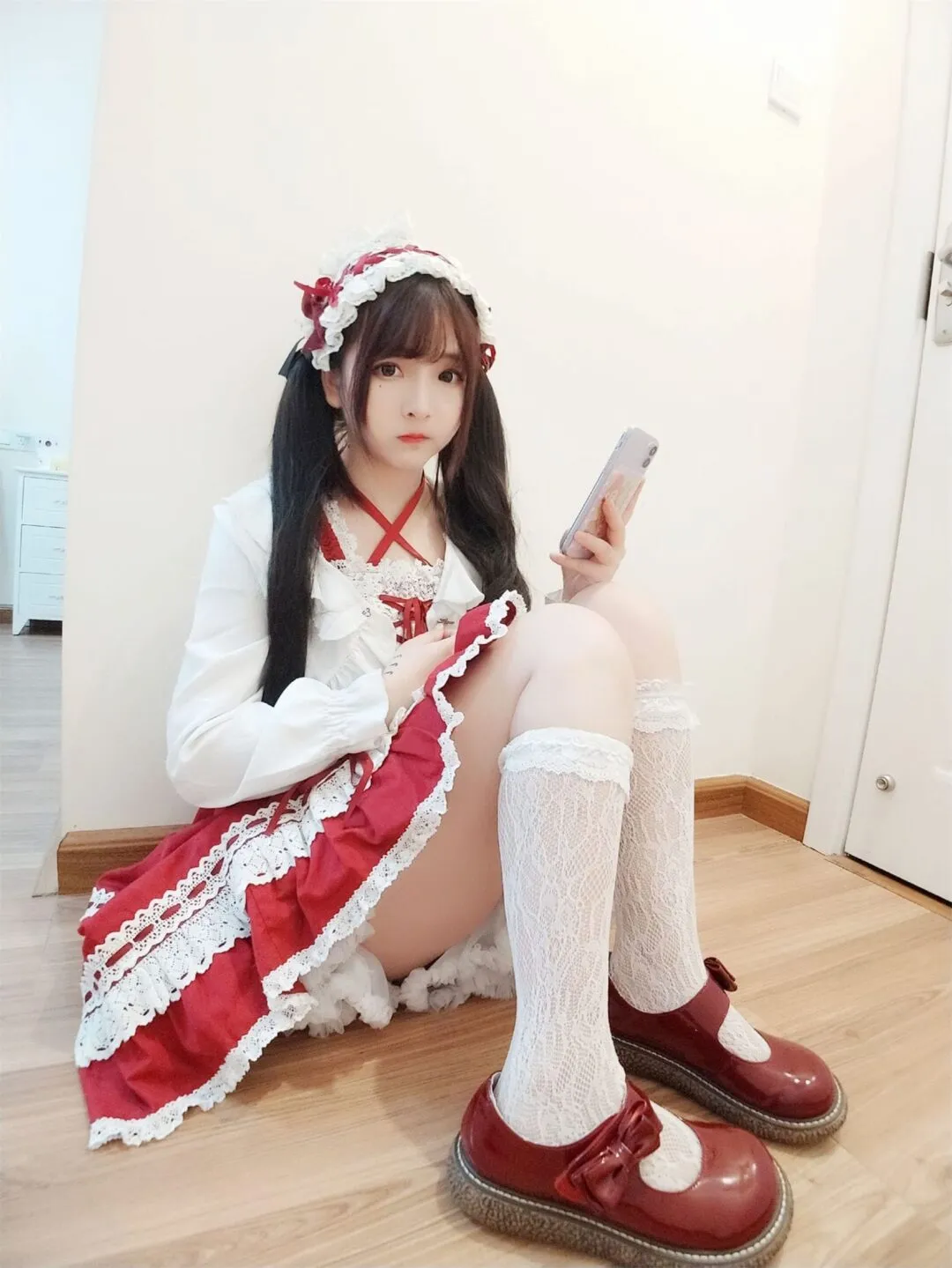 洛丽塔白丝美少女可爱私房写真-27